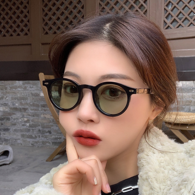 Street Fashion Brands - Kacamata Hitam Bulat Kecil Baru untuk