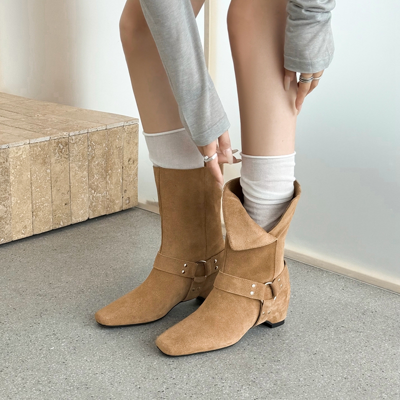 Sepatu Bot Ankle Suede Wanita  - Street Fashion Look ulasan dan harga