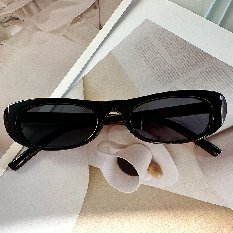 Kacamata Hitam Oval Retro Wani - Street Fashion Brands ulasan dan harga