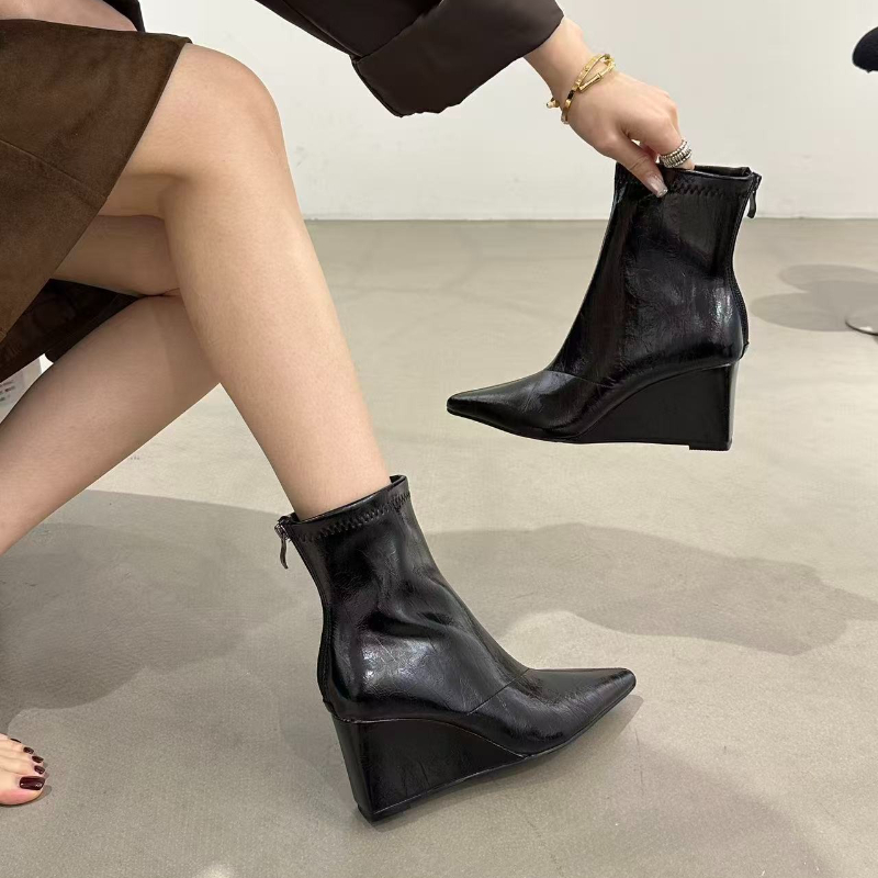 Sepatu Bot Wanita Musim Gugur  - Street Fashion Vintage ulasan dan harga