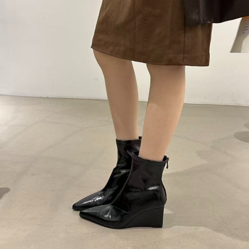 Sepatu Bot Wanita Musim Gugur  - Street Fashion Vintage ulasan dan harga