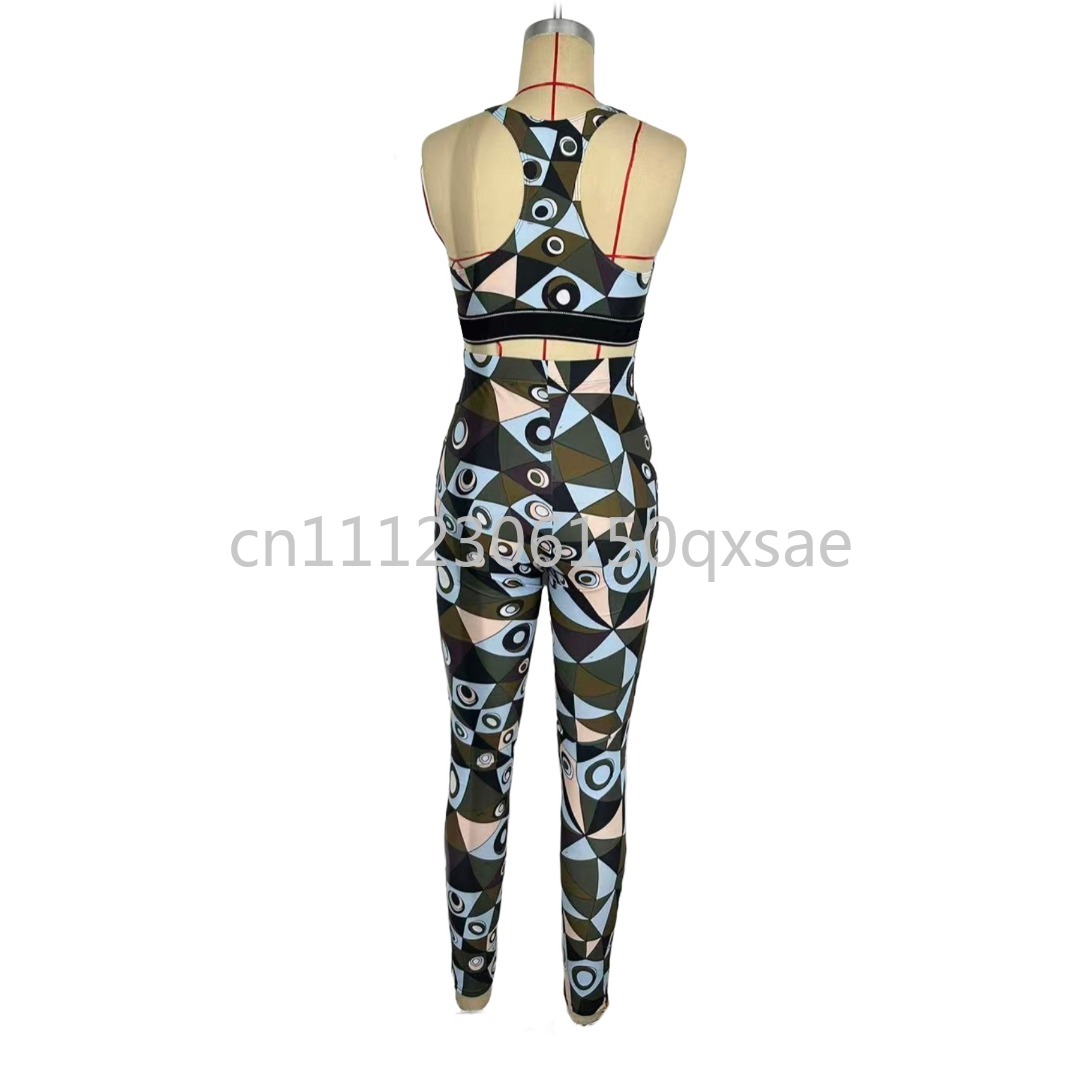 Desain Fashion Pakaian Renang  - Street Fashion Logo Design ulasan dan harga