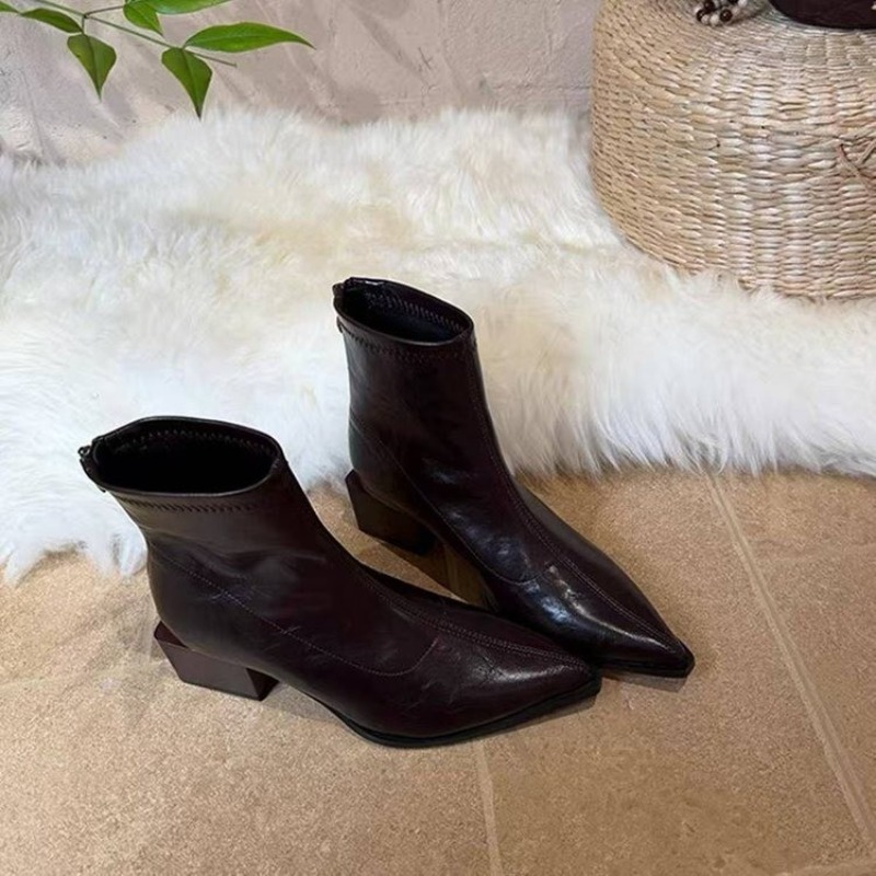 Sepatu Bot Wanita Model Vintag - Street Fashion Vintage ulasan dan harga