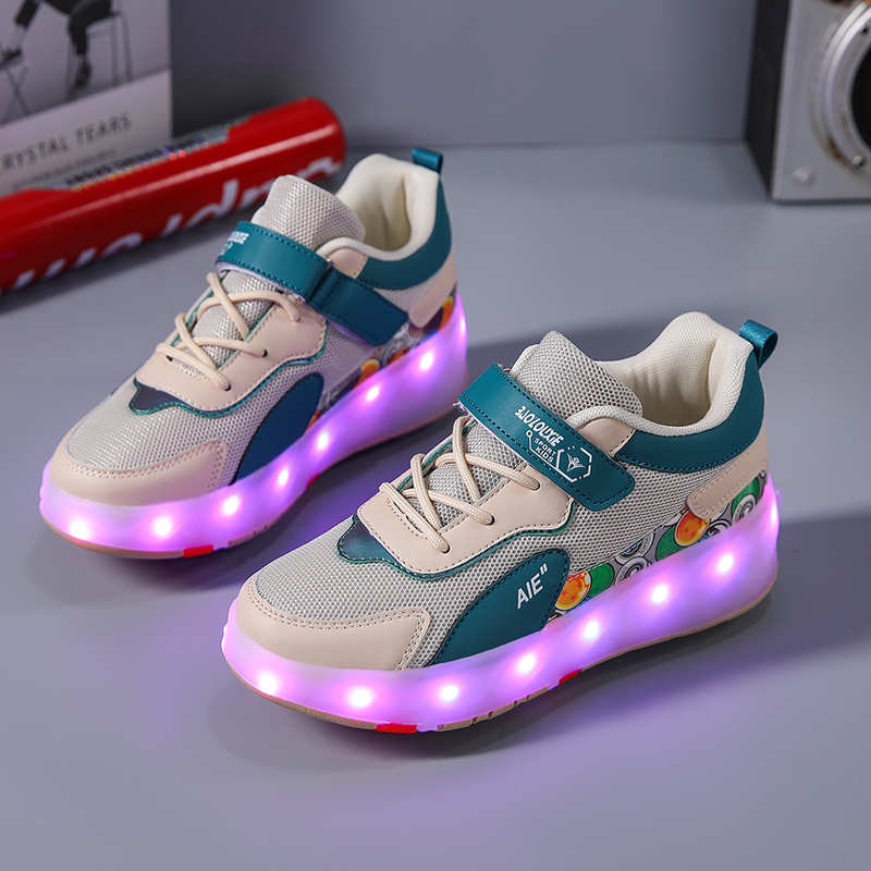 Sepatu Roda Anak dengan 4 Roda - Street Fashion Shoes ulasan dan harga